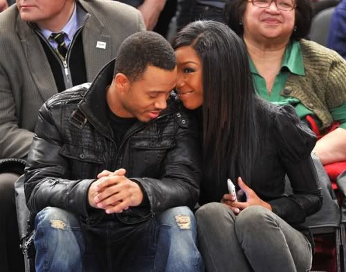 Courtside Fab Brandy Amp Terrence J Snuggle Up At The